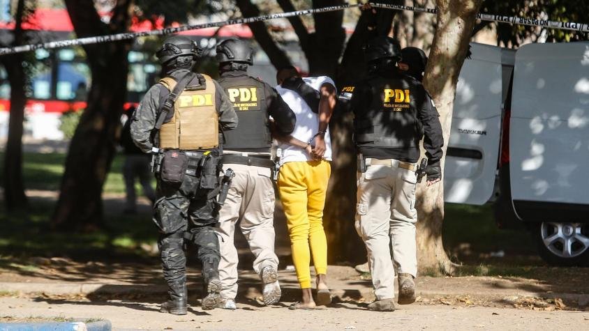 Un megaoperativo policial en Chile dejó 2.905 detenidos. Solo una minoría corresponde a delitos violentos, según cifras oficiales.