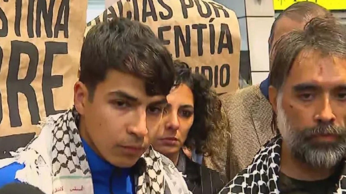 “El Gobierno actuó pésimo”: regresan chilenos de Flotilla Sumud